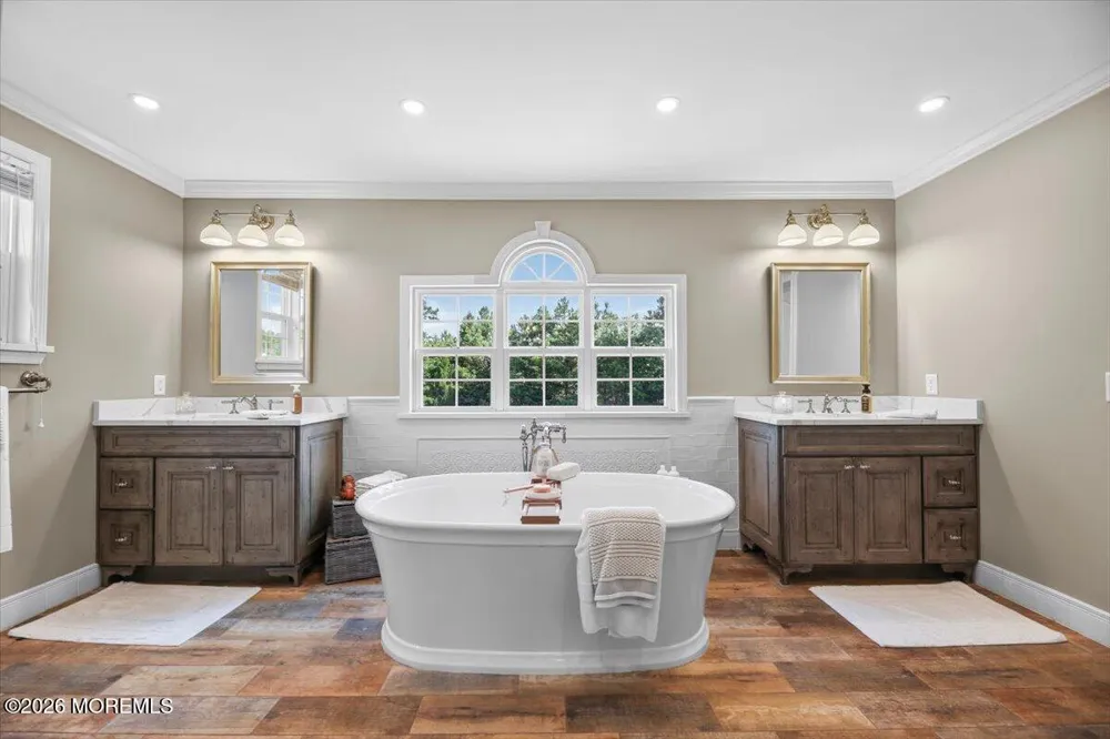 11 Wintergreen Court Jackson, NJ 08527