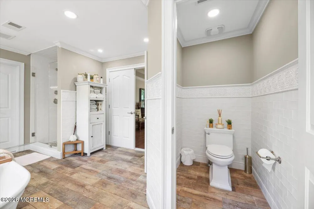11 Wintergreen Court Jackson, NJ 08527