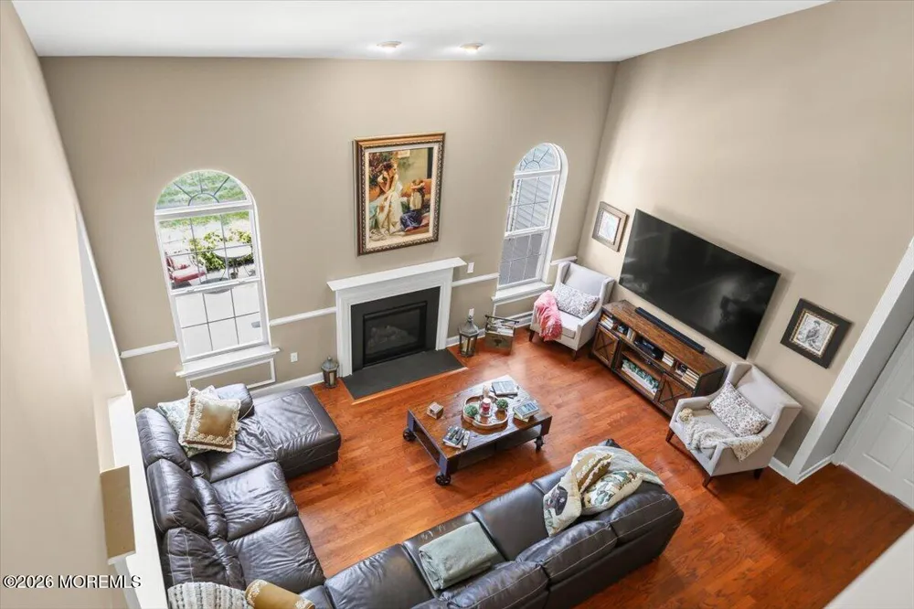 11 Wintergreen Court Jackson, NJ 08527