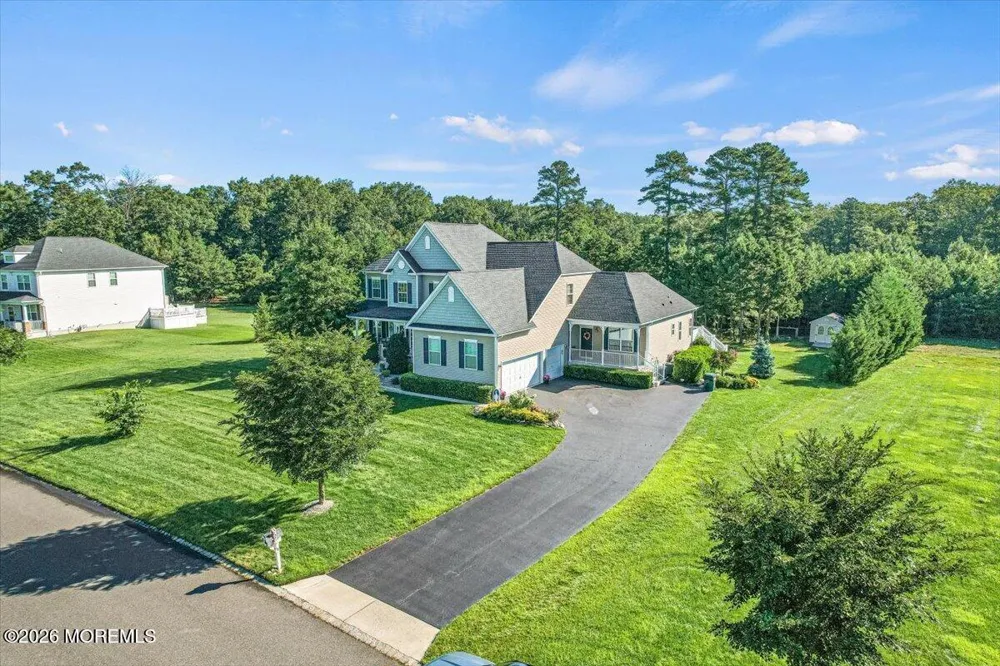 11 Wintergreen Court Jackson, NJ 08527