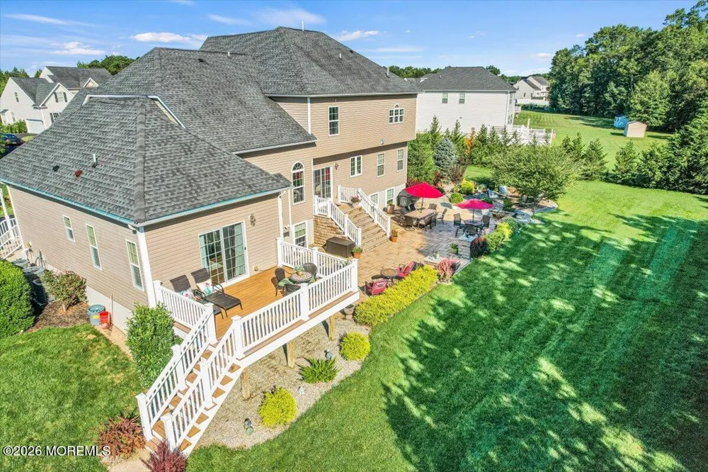 11 Wintergreen Court Jackson, NJ 08527