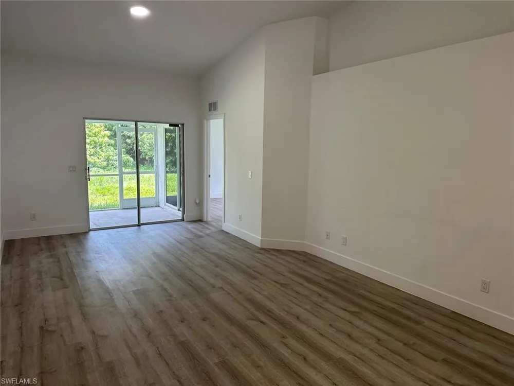 307 Homer Avenue S Lehigh Acres, FL 33973