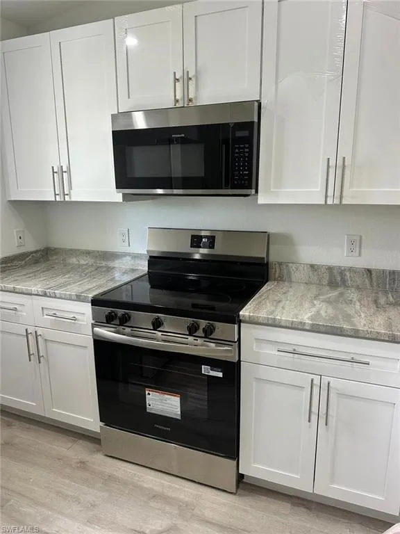 307 Homer Avenue S Lehigh Acres, FL 33973