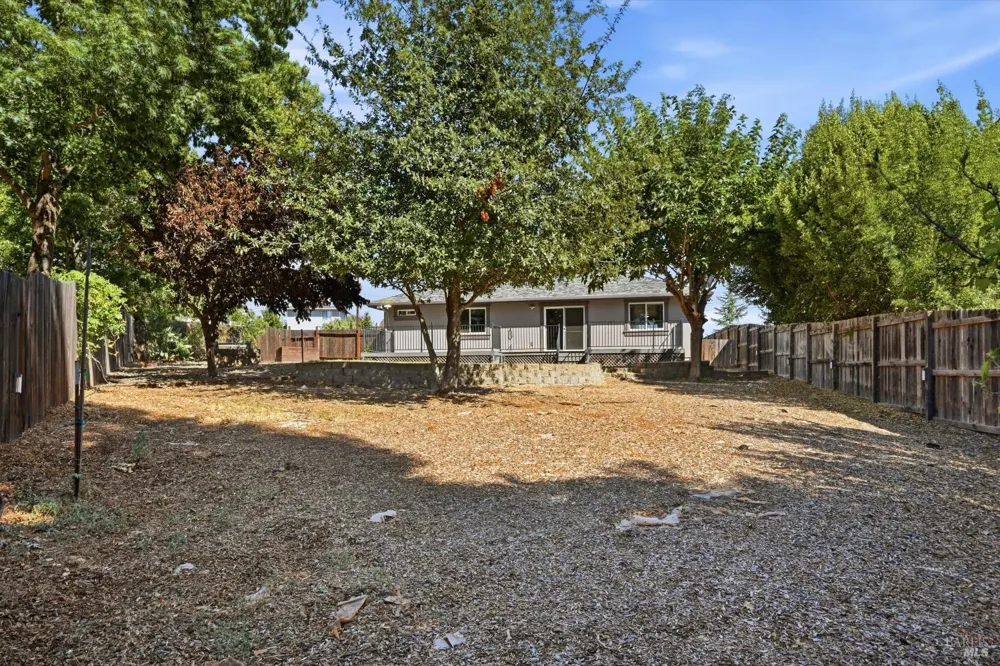19527 Stonegate Road Hidden Valley Lake, CA 95467