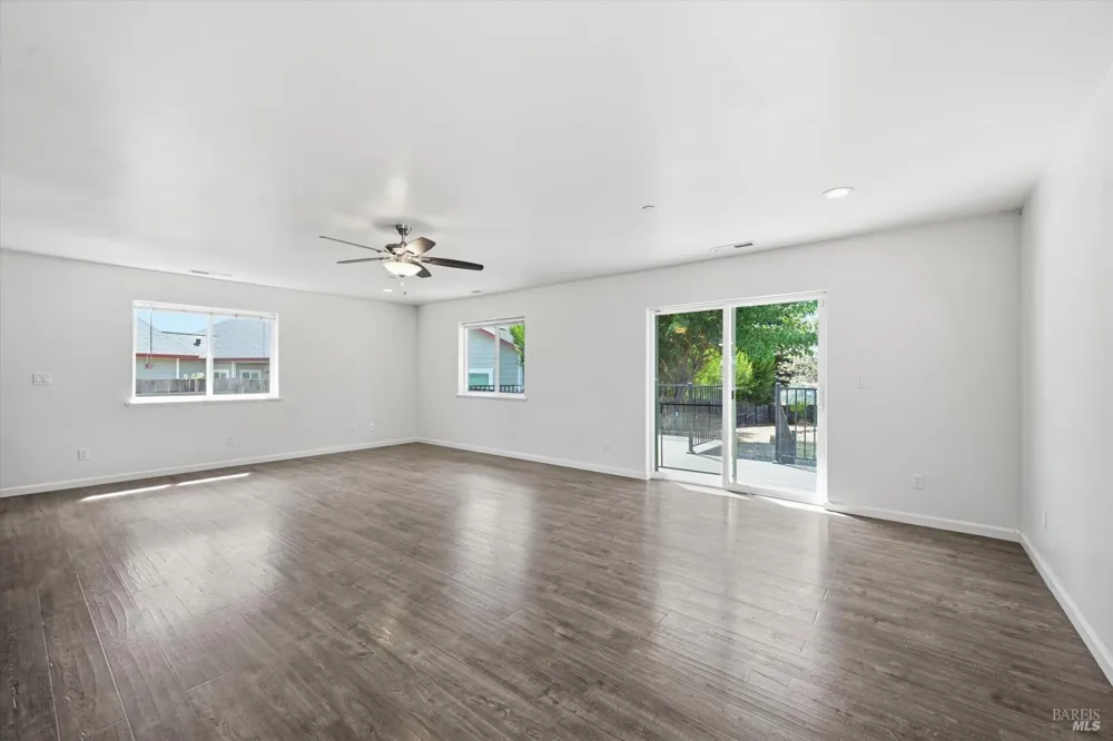 19527 Stonegate Road Hidden Valley Lake, CA 95467