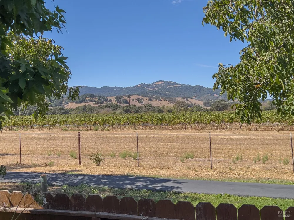 177 Temelec Circle Sonoma, CA 95476