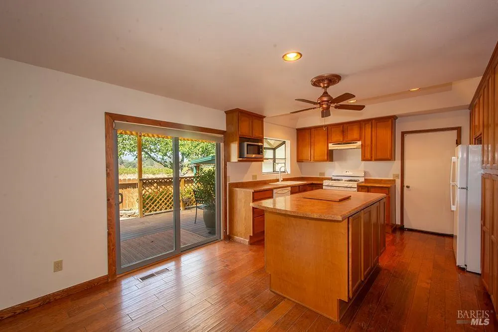 177 Temelec Circle Sonoma, CA 95476