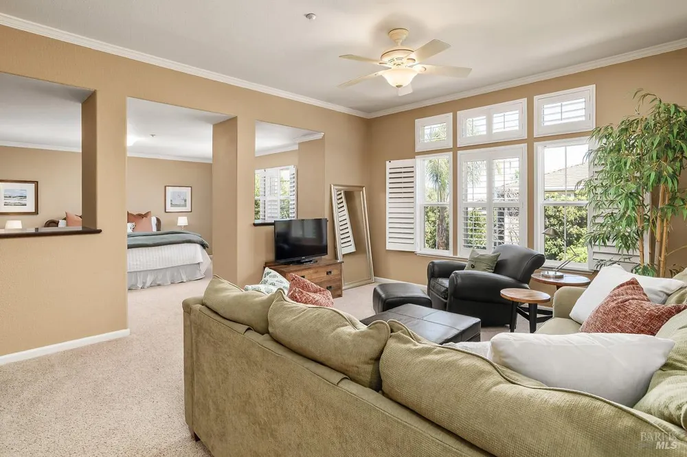 14 Ripley Lane Novato, CA 94949