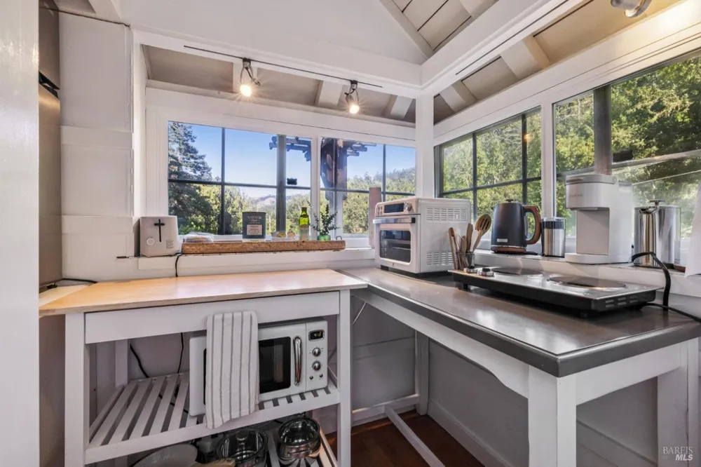 6700 Lucas Valley Road Nicasio, CA 94946