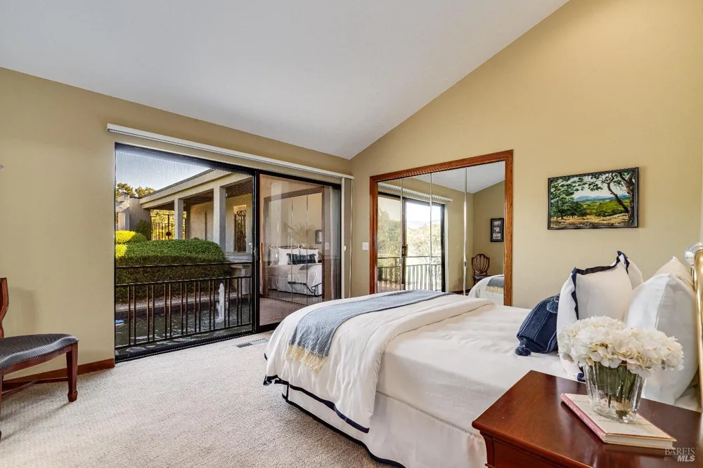 1095 Hardman Avenue Napa, CA 94558