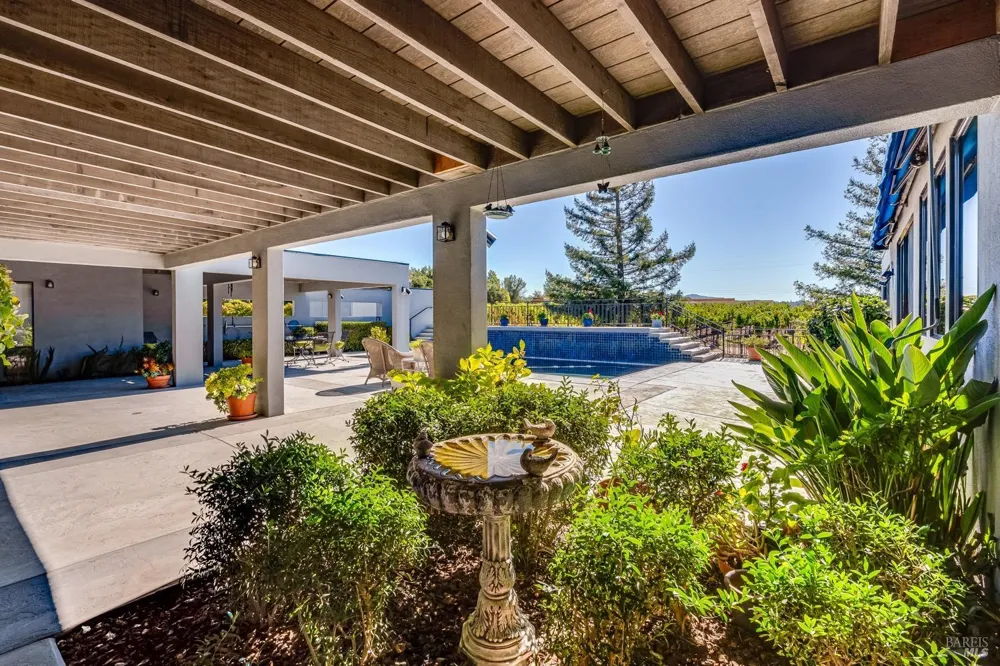 1095 Hardman Avenue Napa, CA 94558