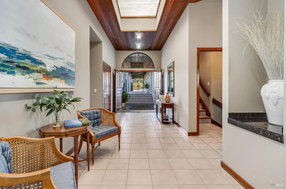 1095 Hardman Avenue Napa, CA 94558