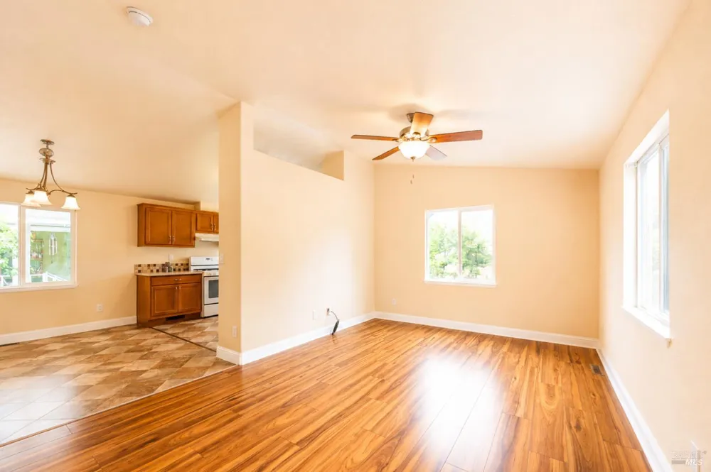61 Shamrock Circle Santa Rosa, CA 95403