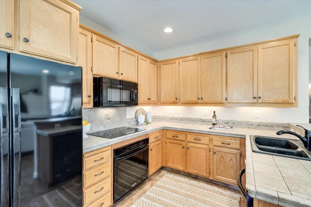 1268 Pedroncelli Drive Windsor, CA 95492