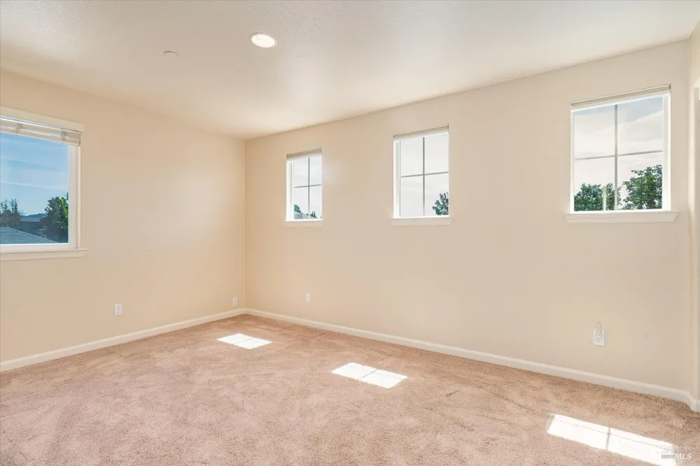 1268 Pedroncelli Drive Windsor, CA 95492