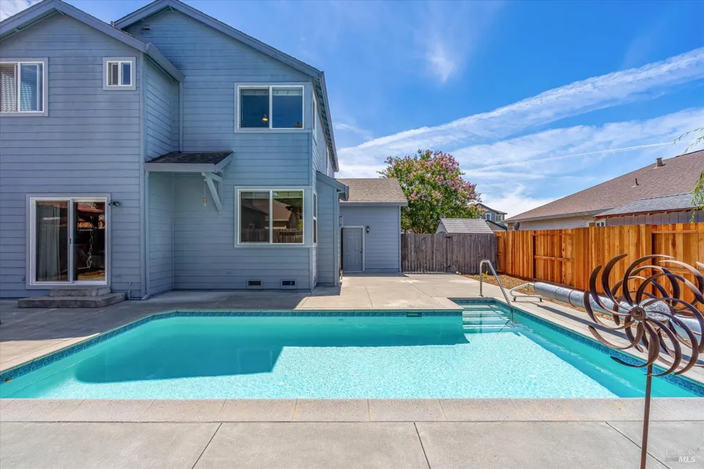 1268 Pedroncelli Drive Windsor, CA 95492