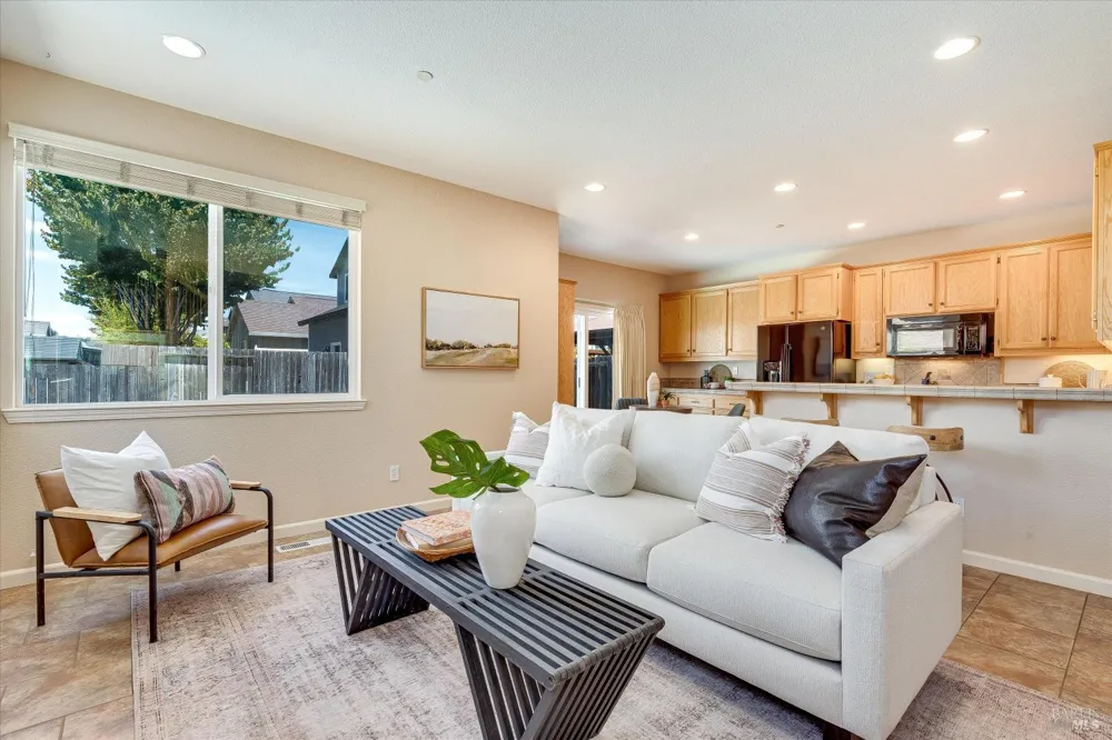 1268 Pedroncelli Drive Windsor, CA 95492