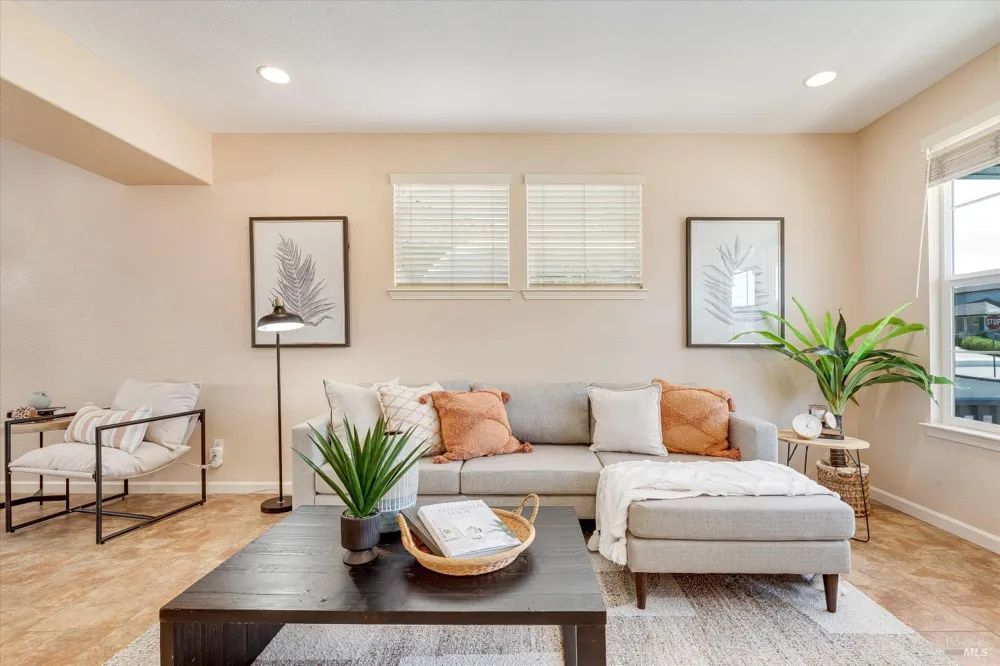 1268 Pedroncelli Drive Windsor, CA 95492