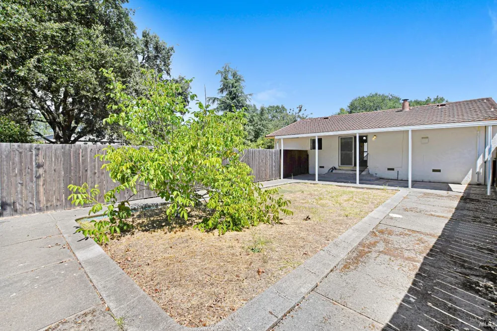 21355 Hyde Road Sonoma, CA 95476