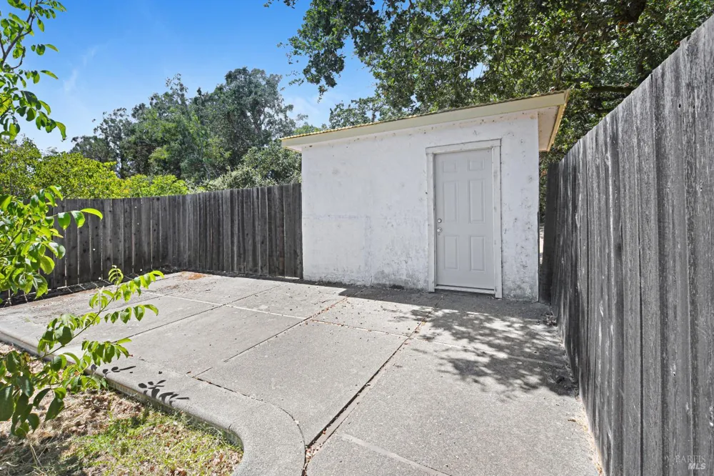 21355 Hyde Road Sonoma, CA 95476