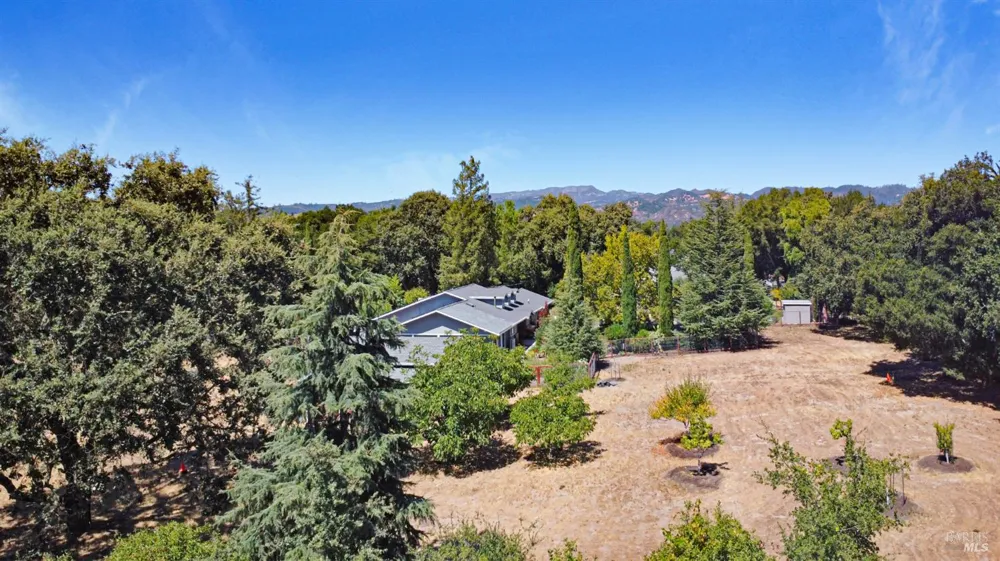 21355 Hyde Road Sonoma, CA 95476