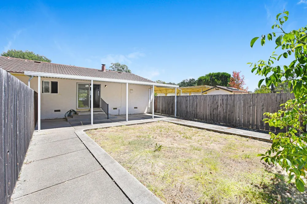 21355 Hyde Road Sonoma, CA 95476
