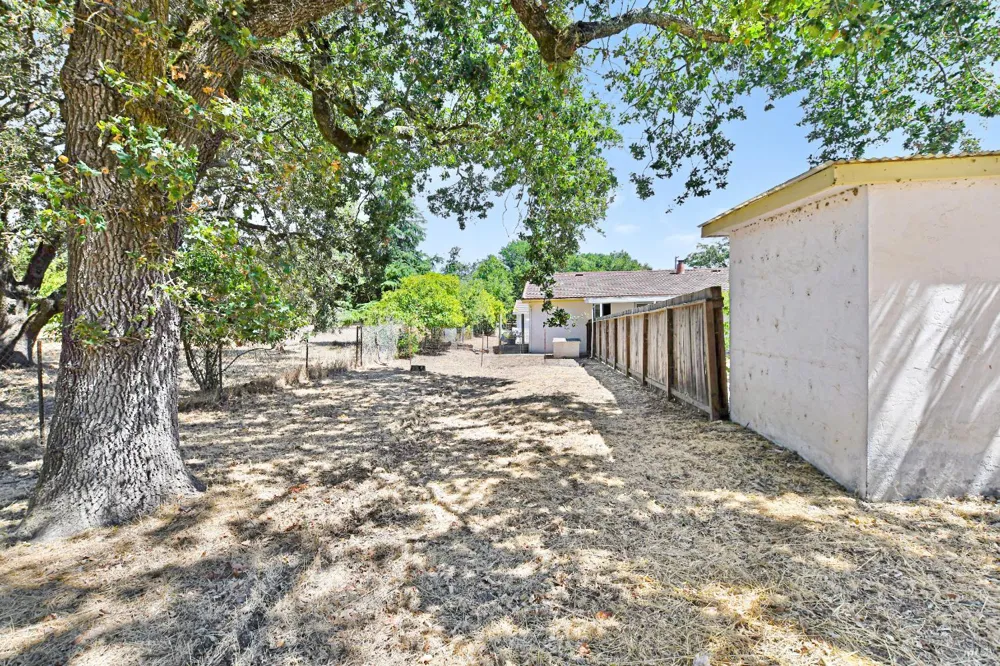 21355 Hyde Road Sonoma, CA 95476