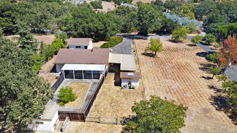 21355 Hyde Road Sonoma, CA 95476