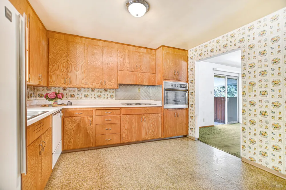 21355 Hyde Road Sonoma, CA 95476