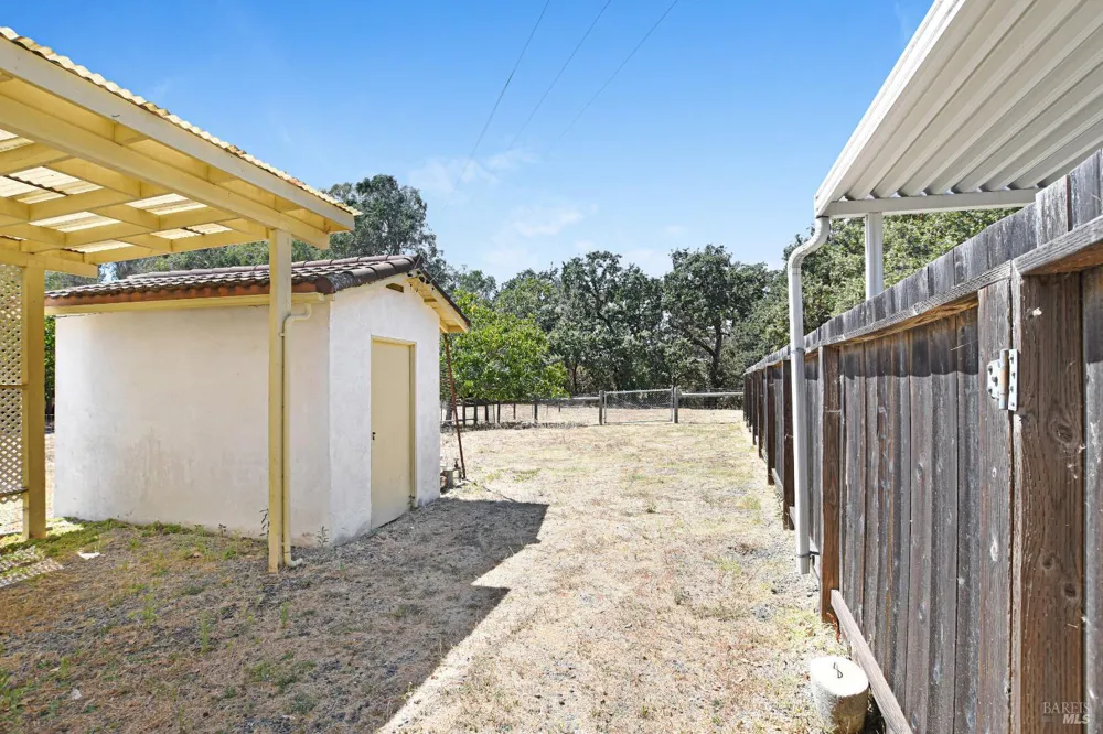 21355 Hyde Road Sonoma, CA 95476