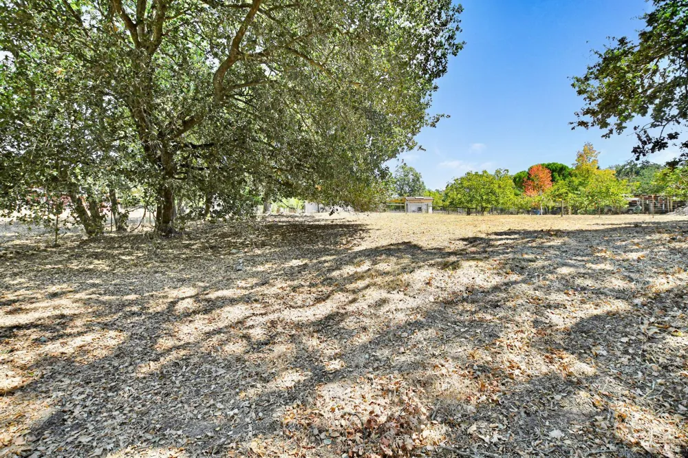 21355 Hyde Road Sonoma, CA 95476
