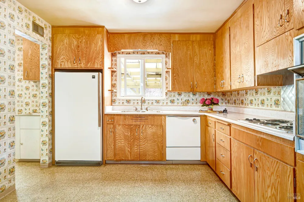 21355 Hyde Road Sonoma, CA 95476