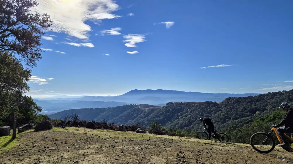 902 Bel Marin Keys Boulevard Novato, CA 94949