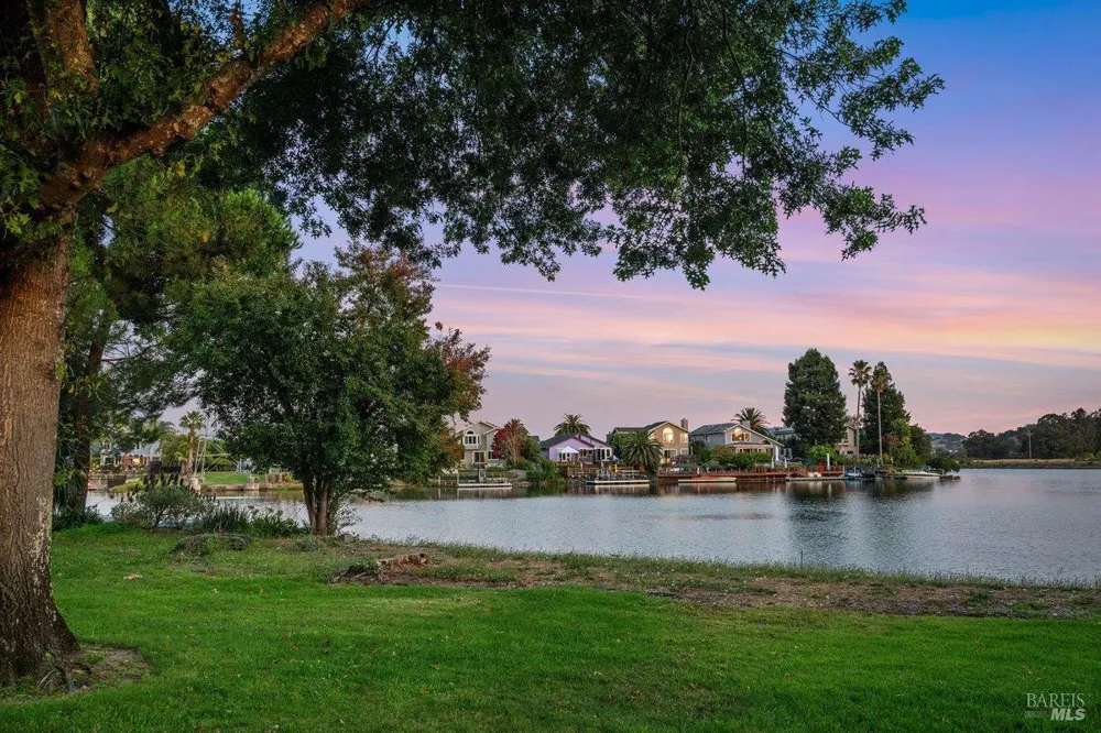 902 Bel Marin Keys Boulevard Novato, CA 94949