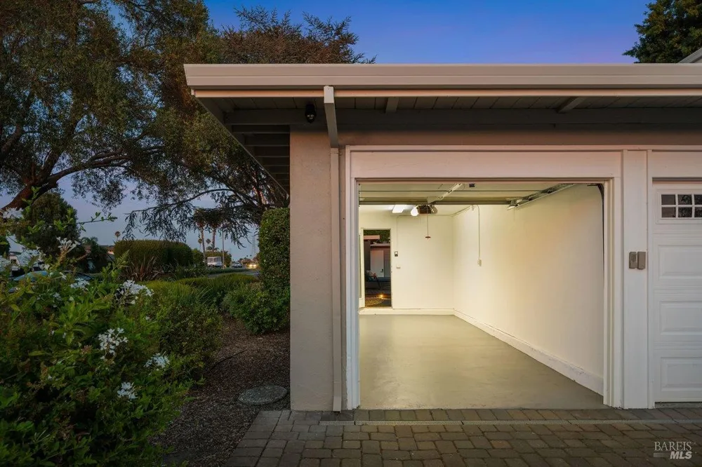 902 Bel Marin Keys Boulevard Novato, CA 94949