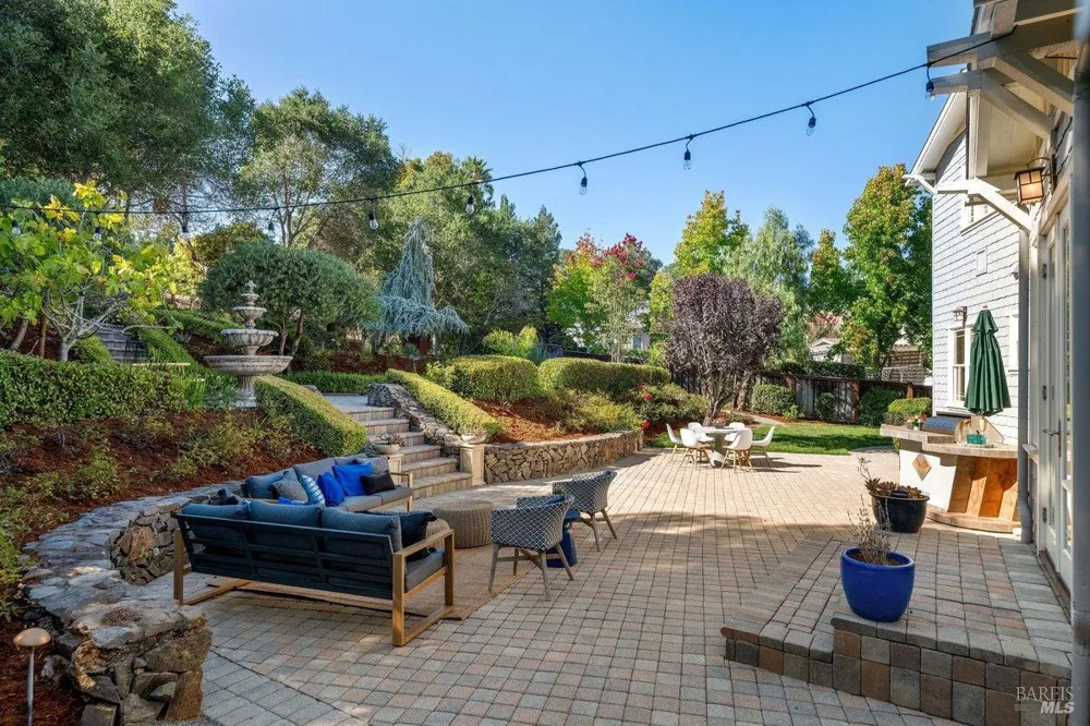 101 Windwalker Way Novato, CA 94945