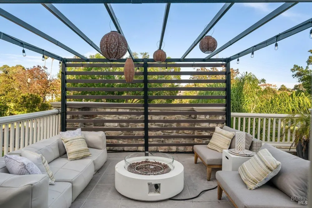 101 Windwalker Way Novato, CA 94945