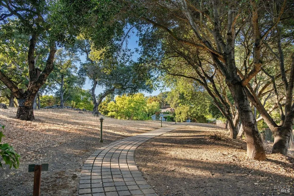 101 Windwalker Way Novato, CA 94945