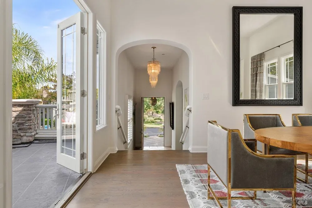101 Windwalker Way Novato, CA 94945
