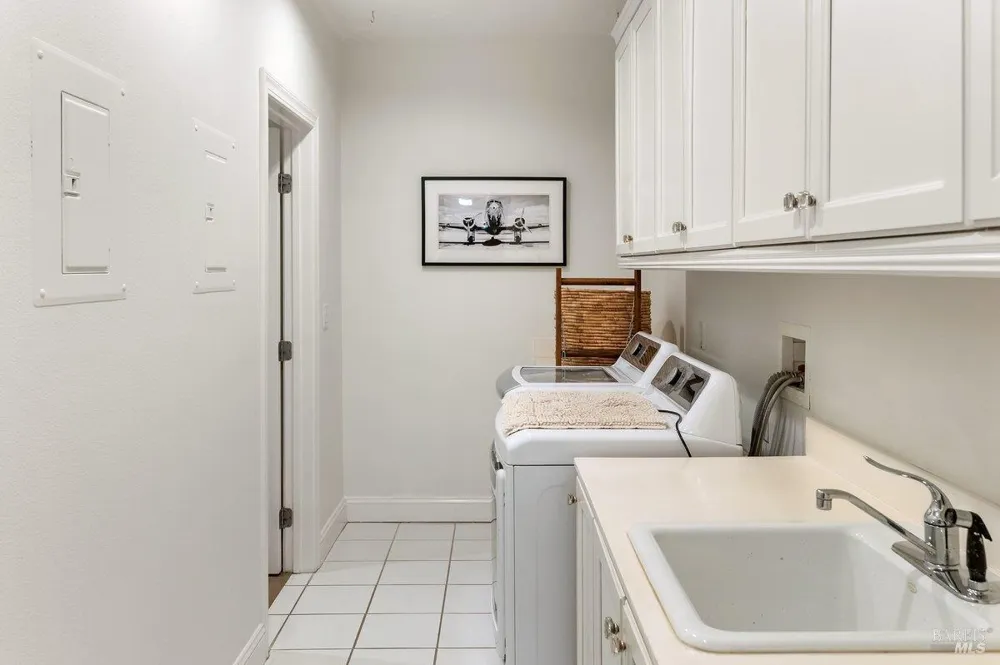 101 Windwalker Way Novato, CA 94945