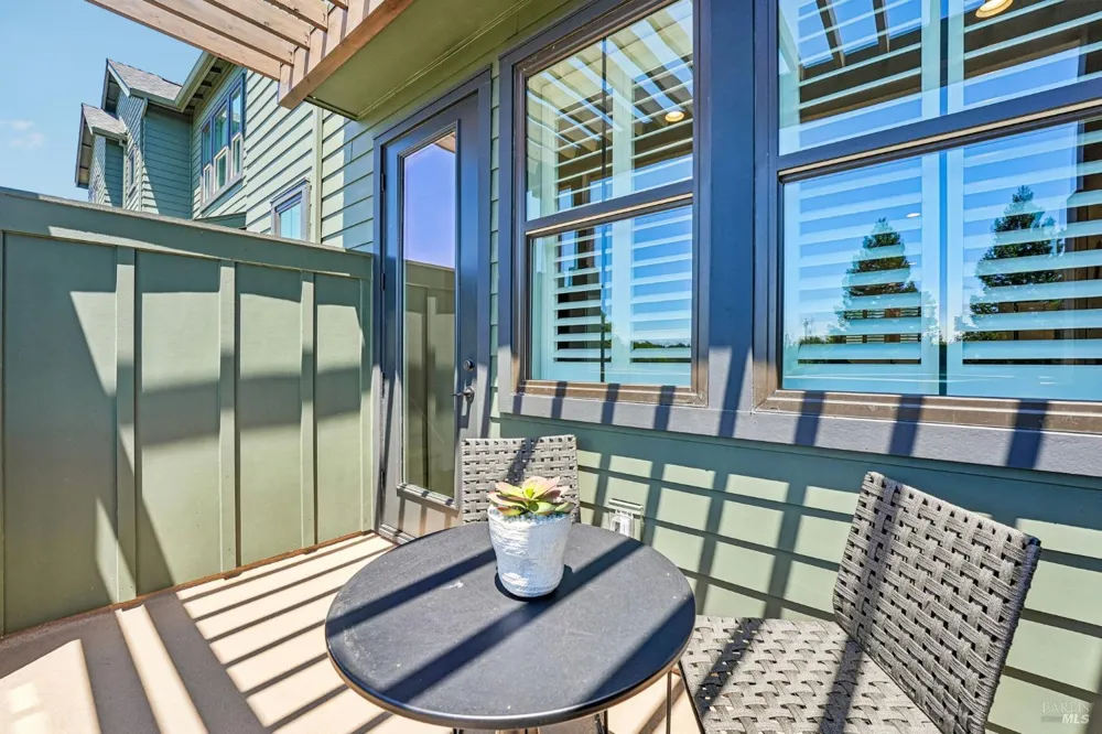 207 Pippin Court Sebastopol, CA 95407