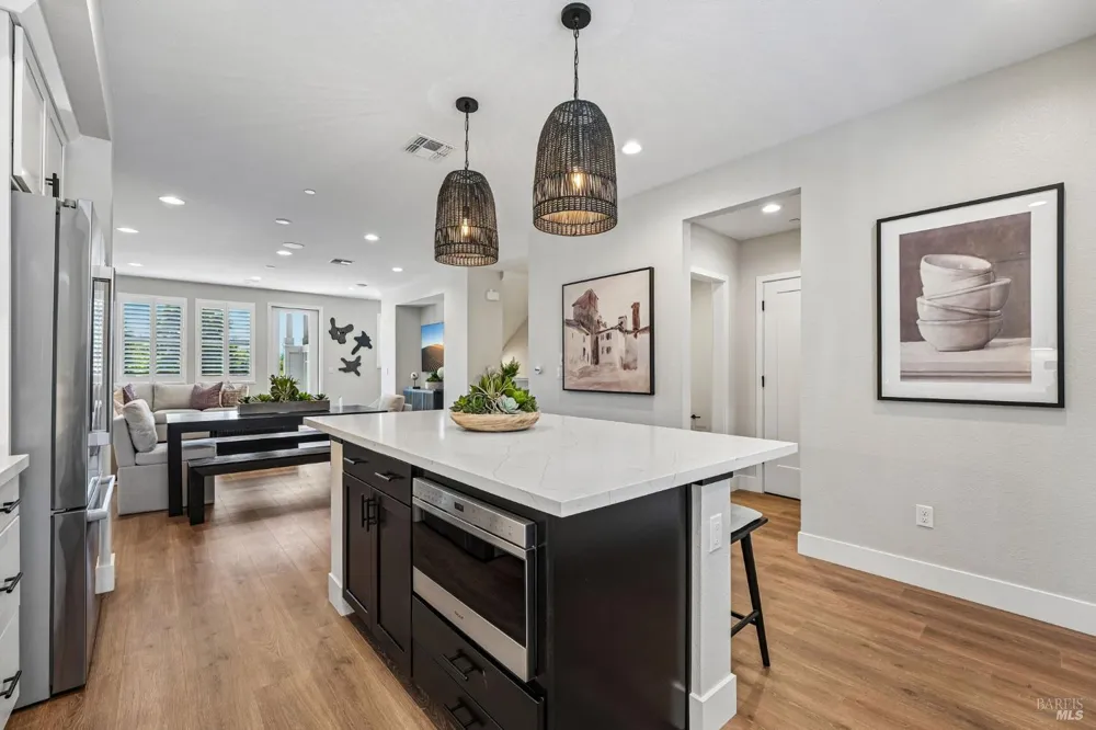 207 Pippin Court Sebastopol, CA 95407