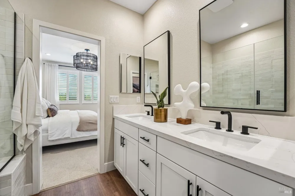 207 Pippin Court Sebastopol, CA 95407
