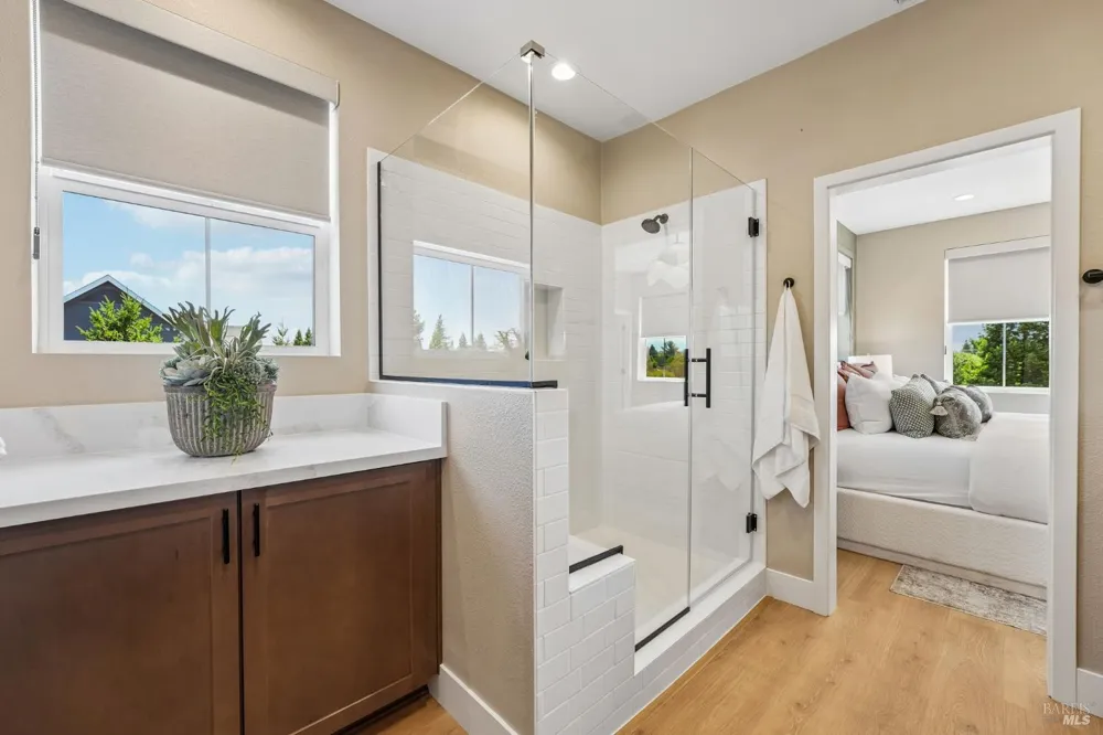 209 Pippin Court Sebastopol, CA 95407