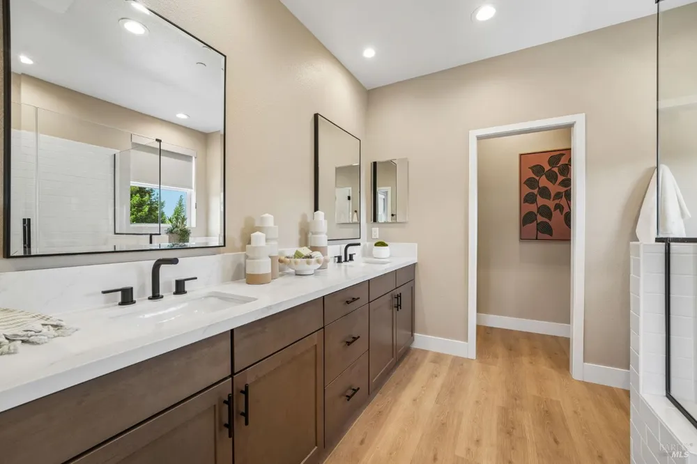 209 Pippin Court Sebastopol, CA 95407