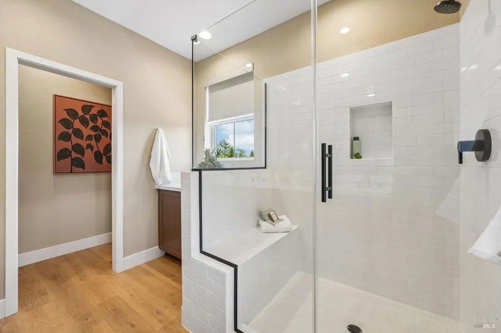 209 Pippin Court Sebastopol, CA 95407