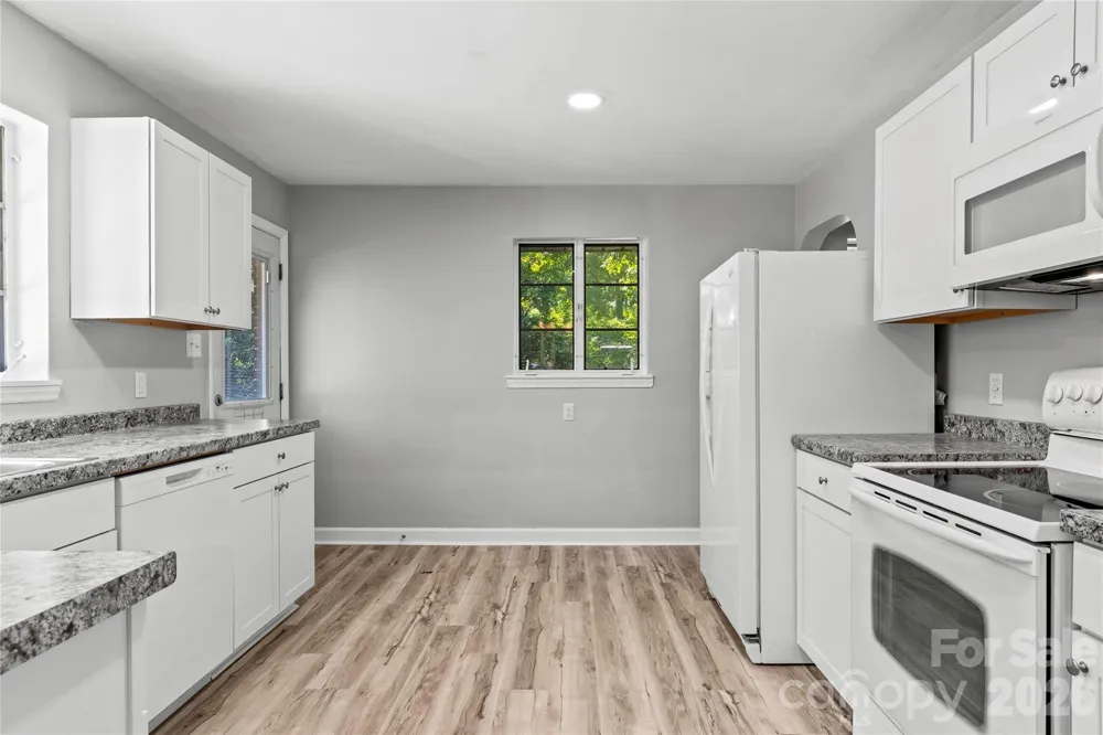 1105 Graystone Drive Winston Salem, NC 27105