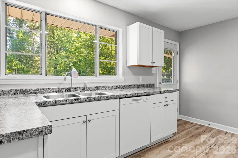 1105 Graystone Drive Winston Salem, NC 27105