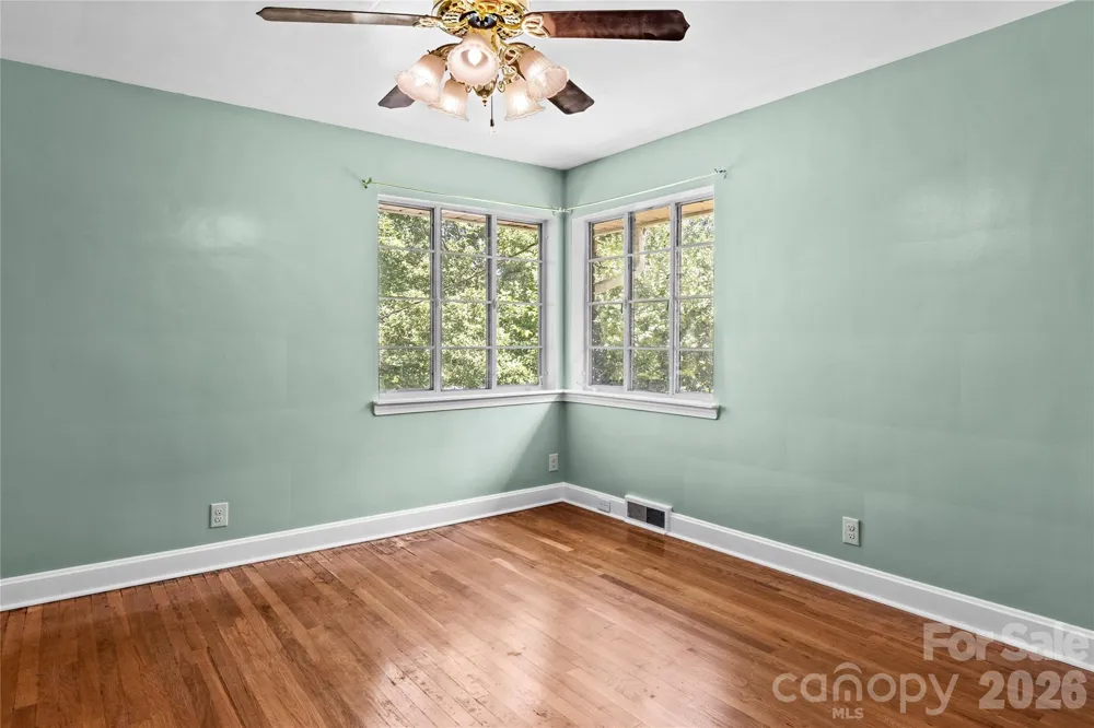 1105 Graystone Drive Winston Salem, NC 27105