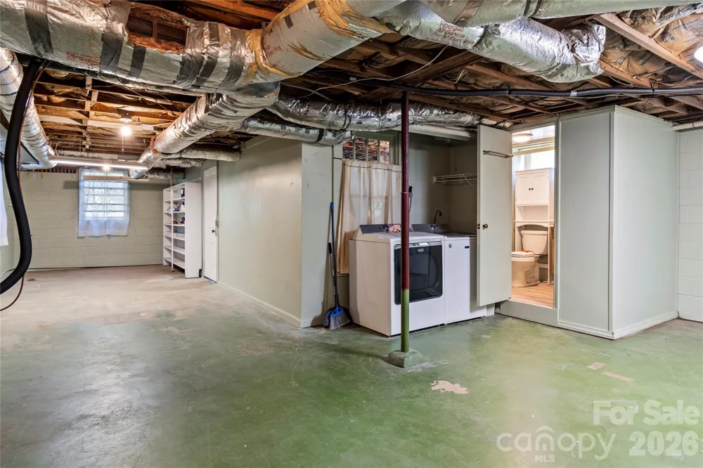 1105 Graystone Drive Winston Salem, NC 27105